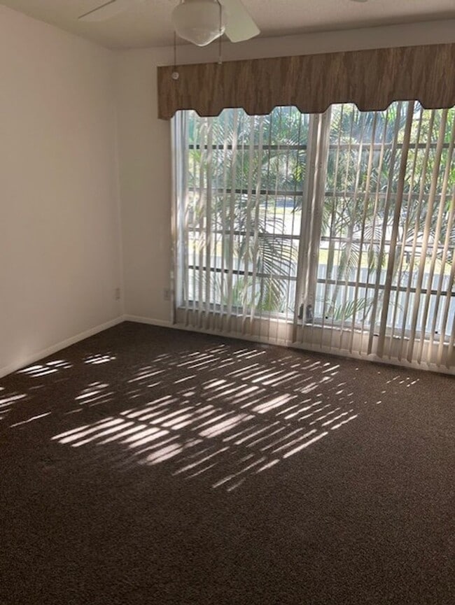 Photo - Well maintained 2/2 condo in 55+ community