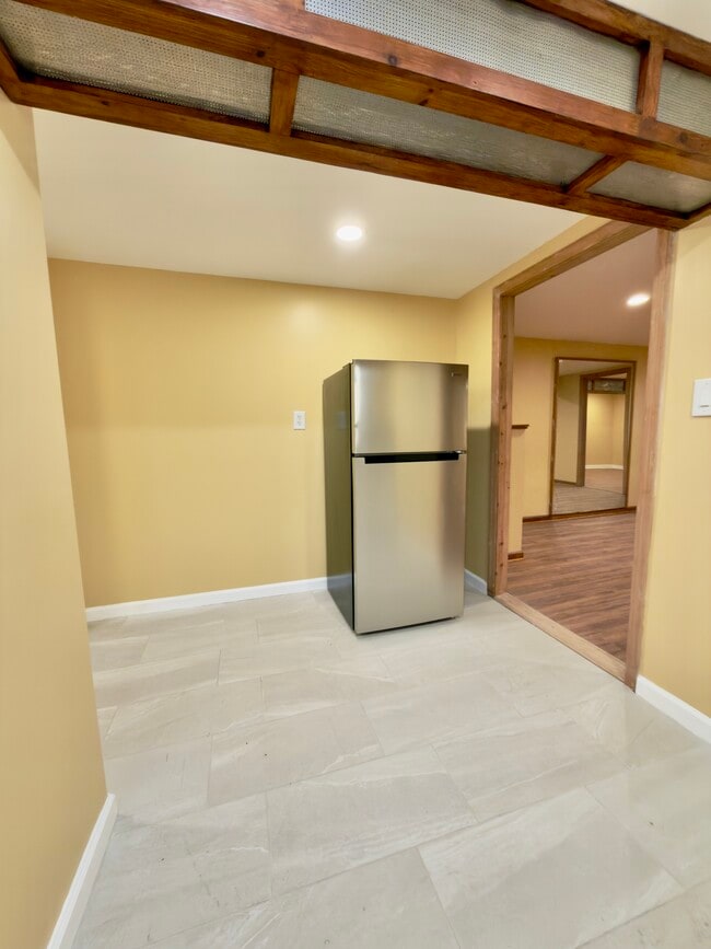 Photo - 24-16-16 83rd St