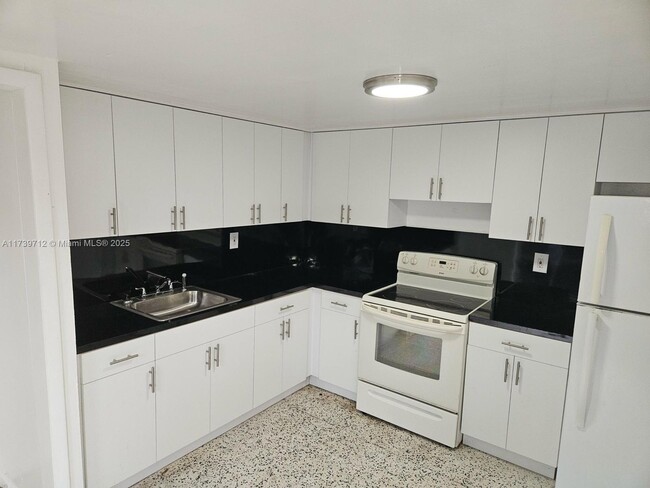 Photo - 11330 Peachtree Dr Apartamento Unidad 11330