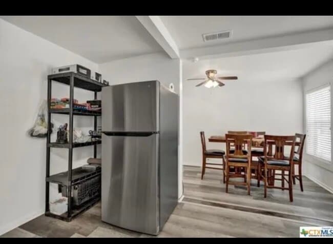 Photo - 214 S Saunders St