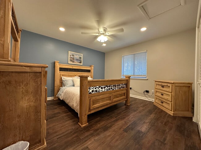 Photo - 111 Seaparc Cir Unit C