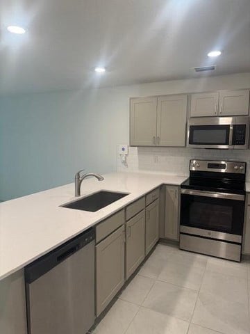 Building Photo - 6733 Broadwater Ln