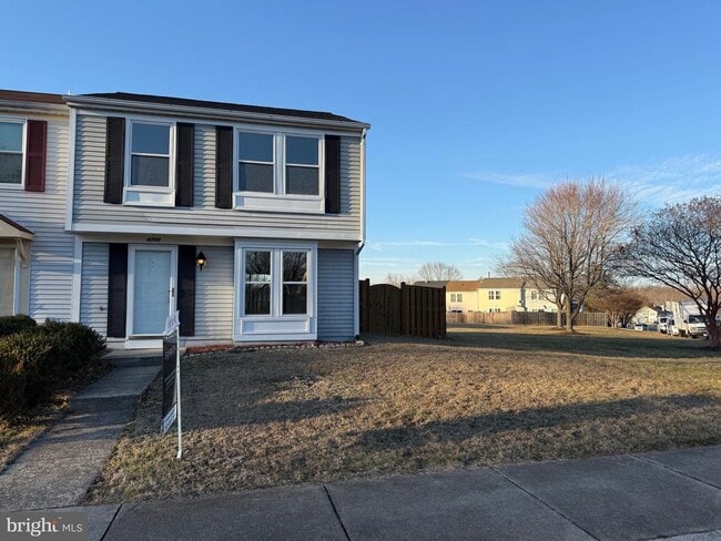 Building Photo - 4700 Still Pl