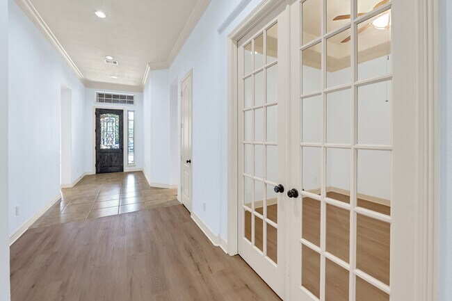 Photo - 2702 Ember Pass Ln
