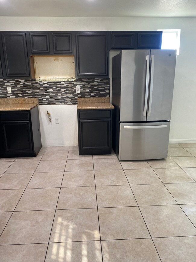 Photo - 4187 Story Rock St