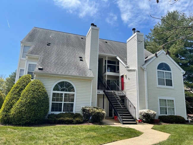 Building Photo - 14226 Bowsprit Ln Unit 608
