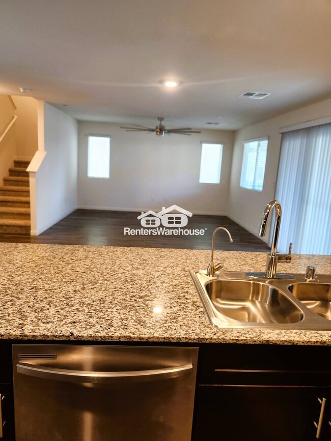 Photo - 7010 Crimson Shadow St