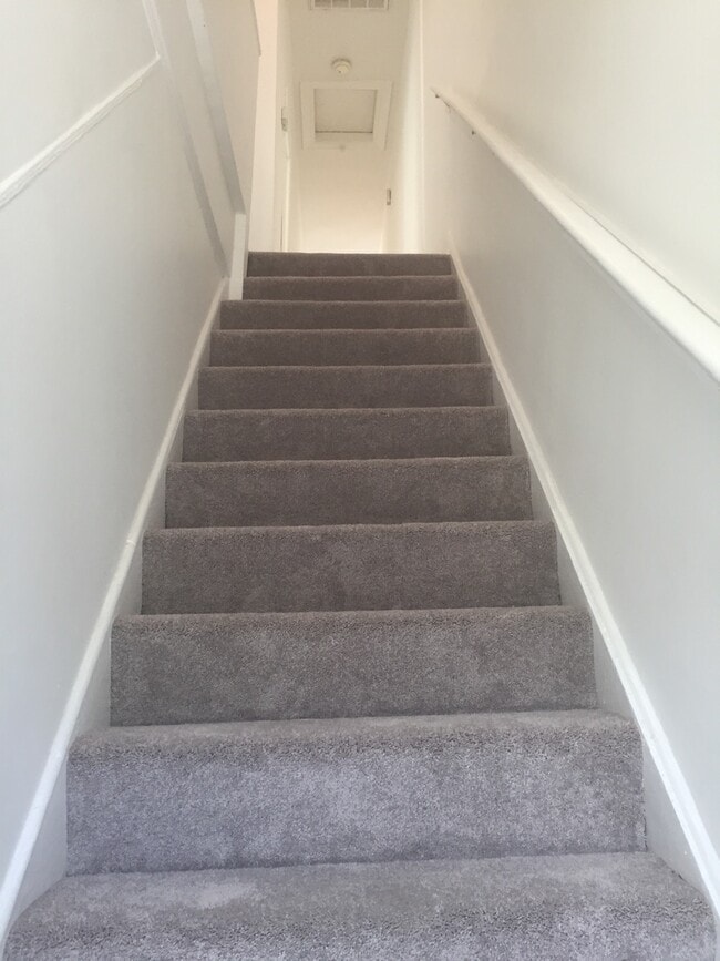 Stairs to unit - 126 R St NE