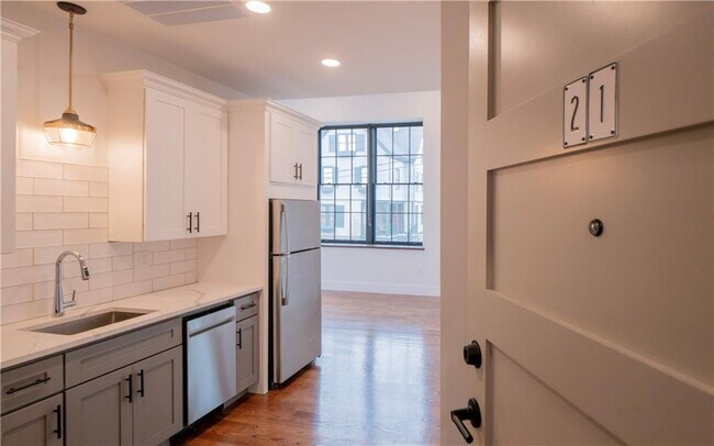Photo - 15 Cranston Ave Unit 21