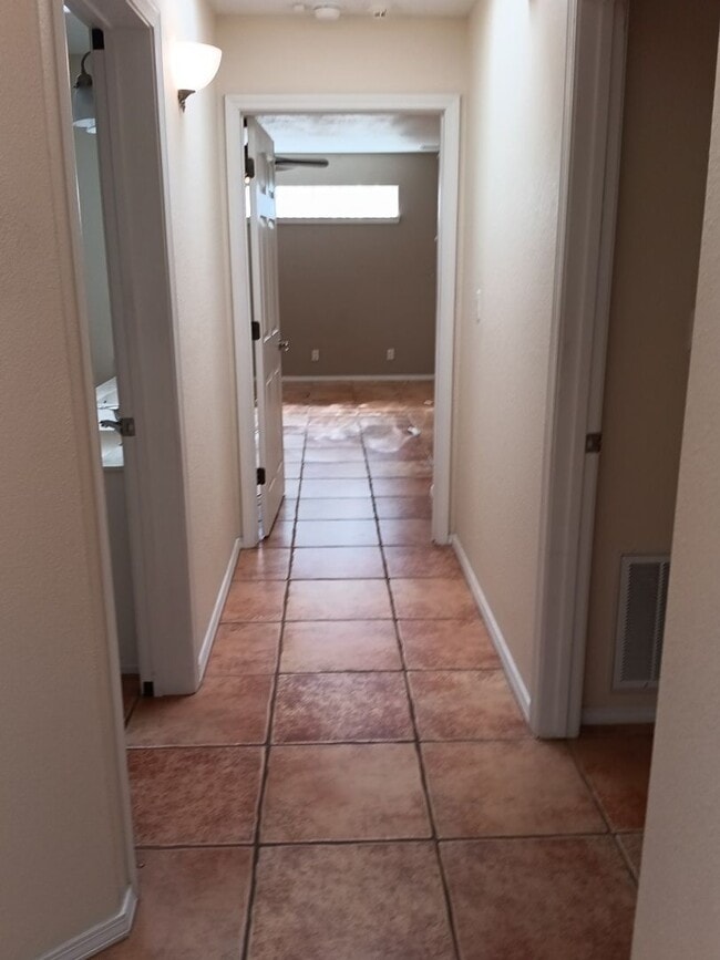 Photo - 3 Bedroom, 2 Bathroom Home! Schedule a Sho...