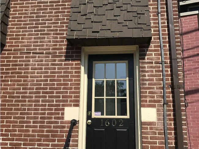 Building Photo - 1602 Lowrie St Unit Apt. # 2