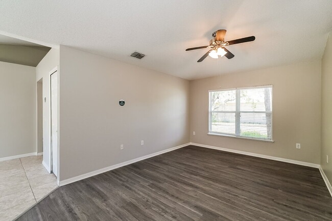 Photo - 5511 Ashland Dr