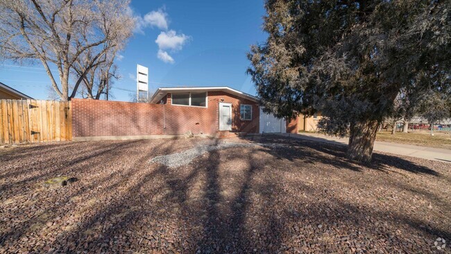 Building Photo - Cute Rancher in Security/Widefield Rental