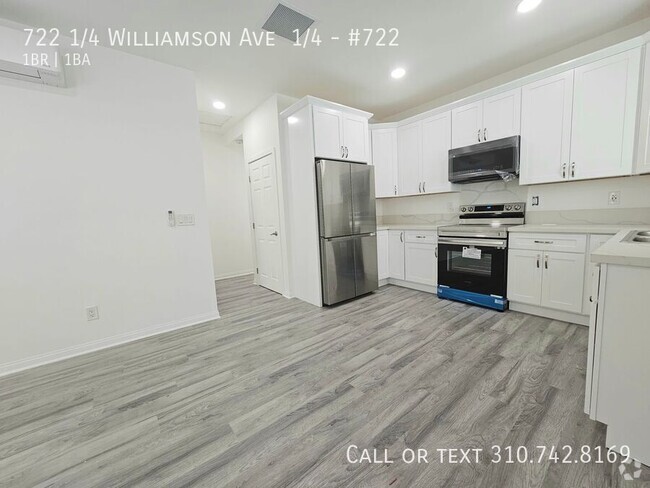 Building Photo - Charming 1-Bedroom Apartment in East Los A... Unit #722