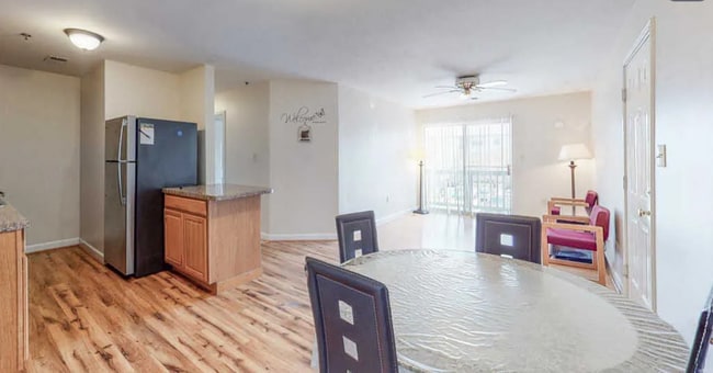Photo - 205 Simpson Ave Unit 212