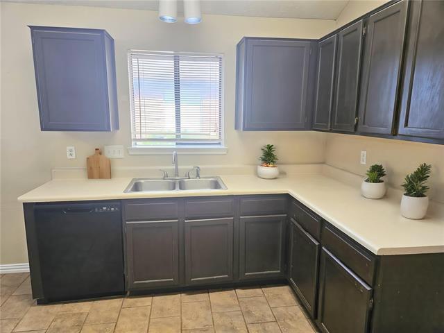 Photo - 3201 Fairmeadows Ln