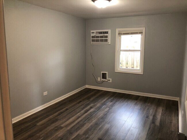 Photo - 115 Grant St