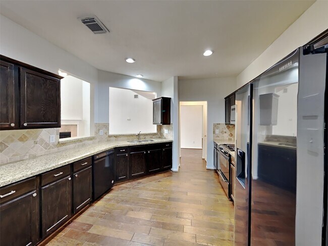 Photo - 3719 Pine Lake Dr