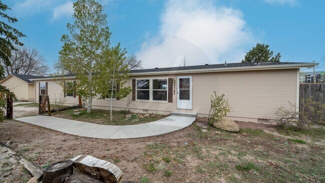 Spacious 4 Bedroom Near Woodman & Black Fo... - Spacious 4 Bedroom Near Woodman & Black Fo... Casa
