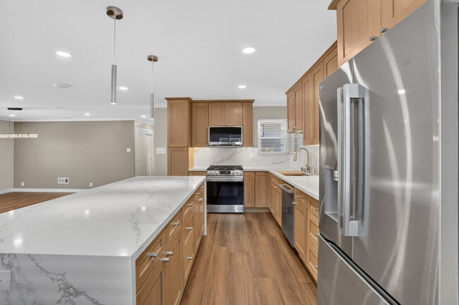 Photo - 2833 Sandbrook Ct