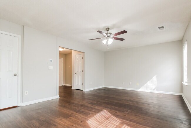 9949 Fox Run Dr