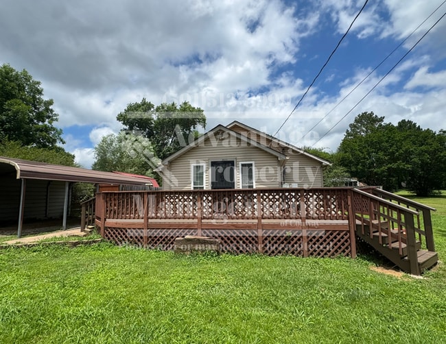 Building Photo - 303 E Church St