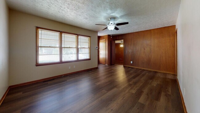 Photo - 3 Bedroom, 1 Bathroom Home