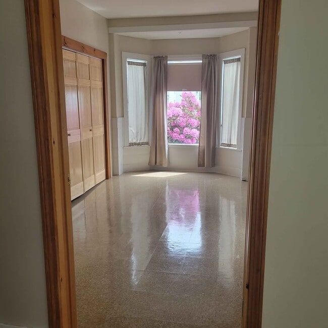 Photo - 32 James St Unit 32 JAMES  1ST