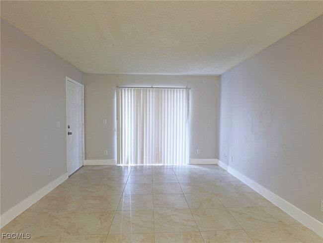 Photo - 5321 Summerlin Rd Unidad 2105