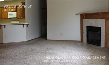 Photo - 901 SW 35th St