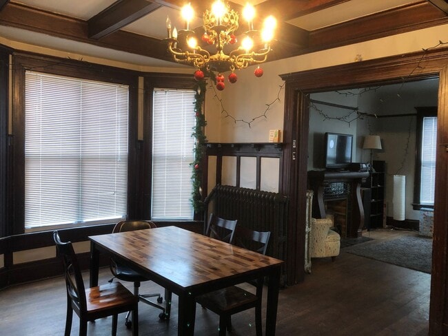 Photo - Downer Lower house