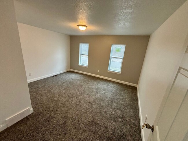 Photo - 333w3rd Unit 1