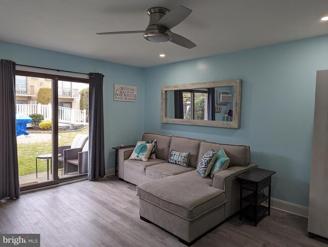 Photo - 725 Allen Dr Unit A125