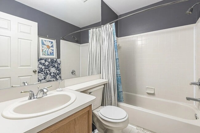 Photo - 151 Commons Cir