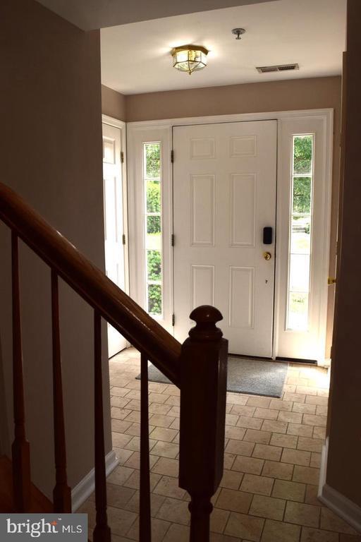 23 Creekside Dr
