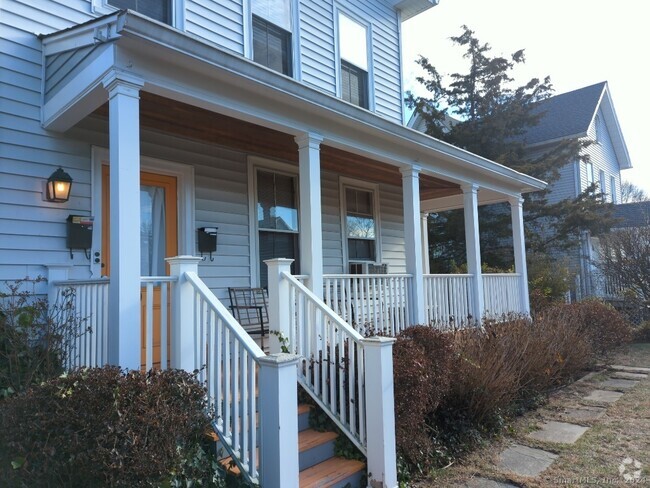 Building Photo - 14 Jefferson St Unit 1 Rental