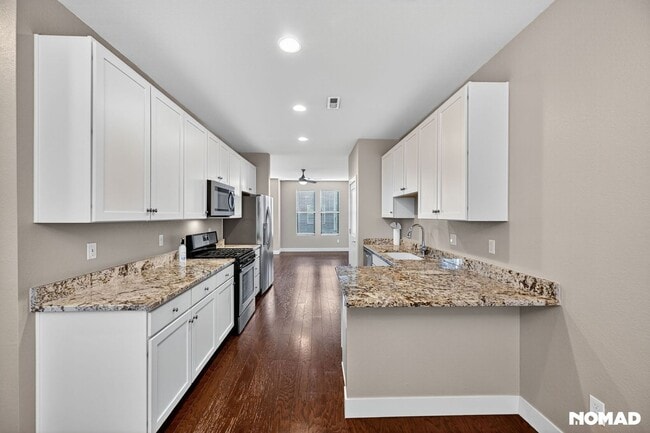 Photo - 1276 W 11th Ave