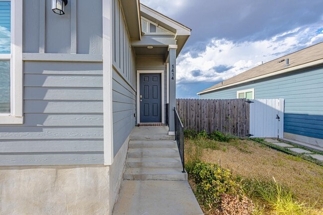 5414 St Francis Dr