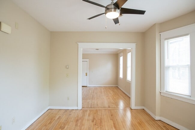 Photo - 829 E Clarke St Unit 829-2R
