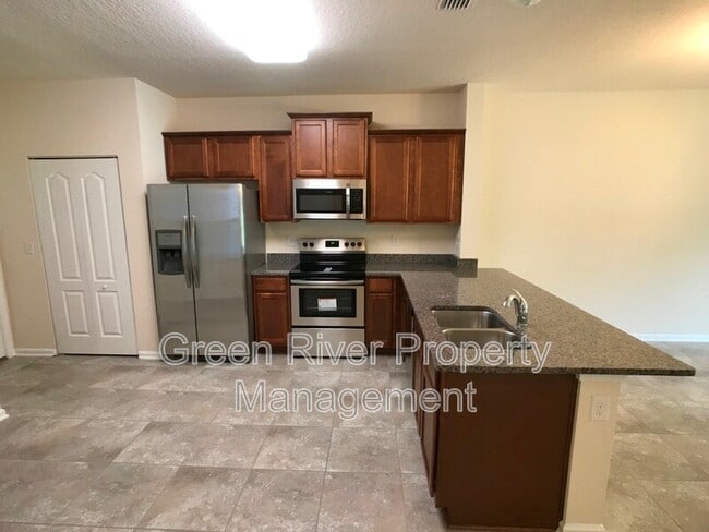 Photo - 617 Servia Dr