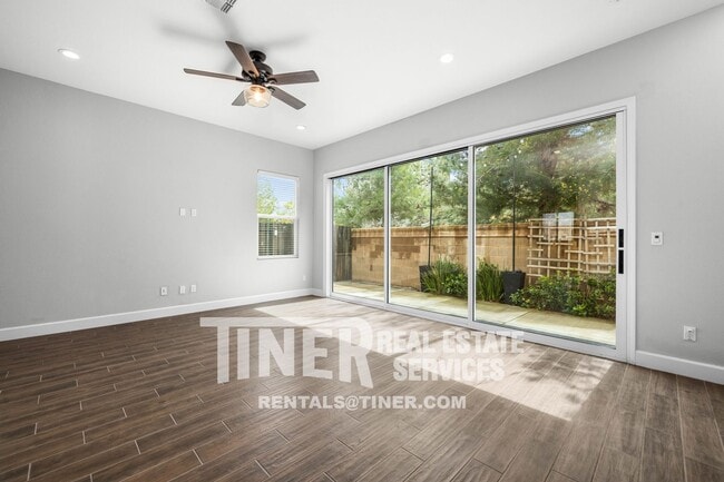 Photo - 4166 Hydo Lk Wy