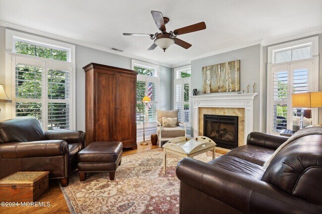 Photo - 317 Worthington Ave