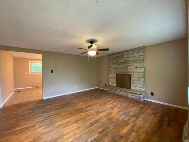 Photo - 3274 E Moores Pike