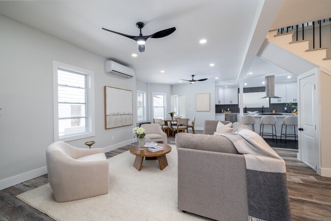 Photo - 1299 Brunswick Ave