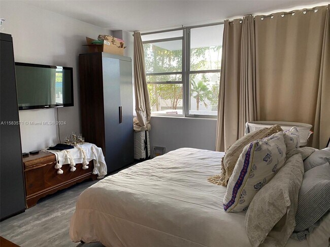 20 Island Ave Unit 205