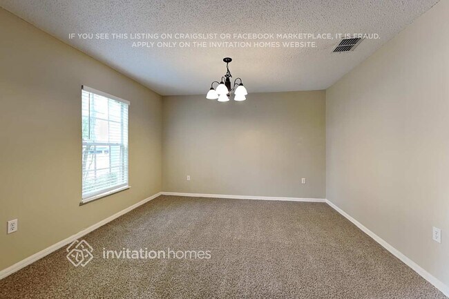 Photo - 1701 Alhambra Crest Dr