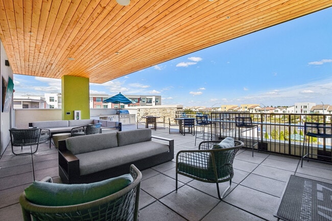 Zeta Apartments