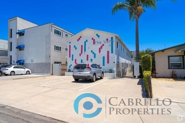 Building Photo - 4119 1/2 Kansas Street Rental