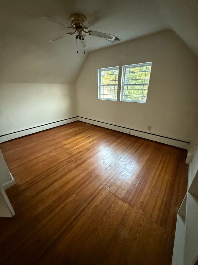 Photo - 787 W Broad St Unidad 2