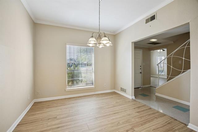 Photo - 7915 Habersham Ln